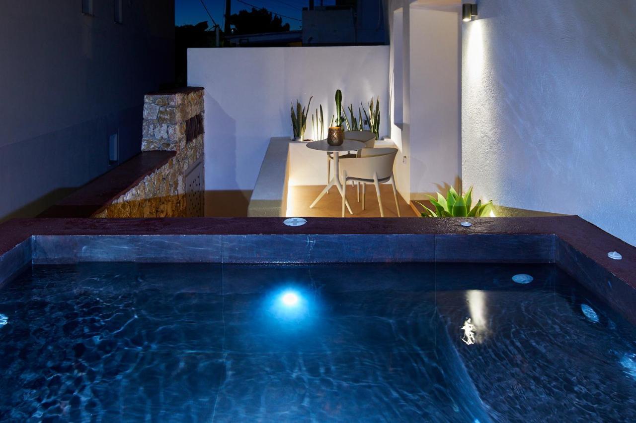 Domus Hestia Suites Pyrgos Kallistis Luaran gambar